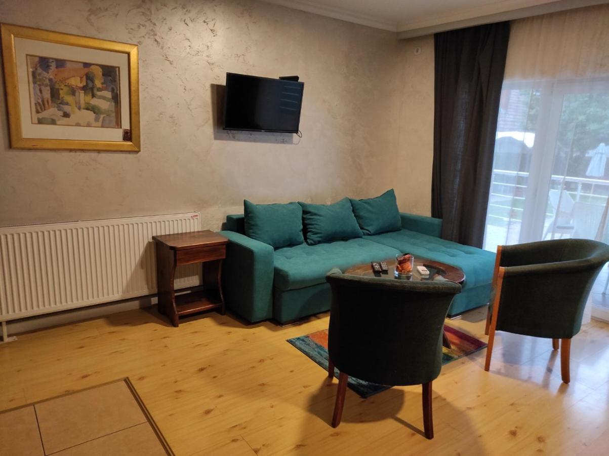 Vila Mila Riverside Apartments Smederevo Bagian luar foto
