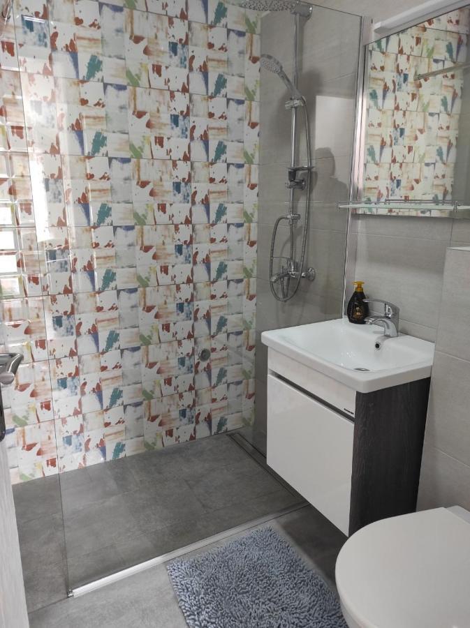 Vila Mila Riverside Apartments Smederevo Bagian luar foto