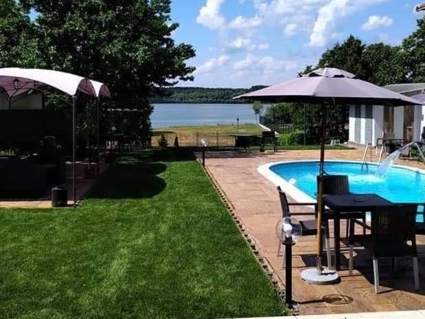 Vila Mila Riverside Apartments Smederevo Bagian luar foto