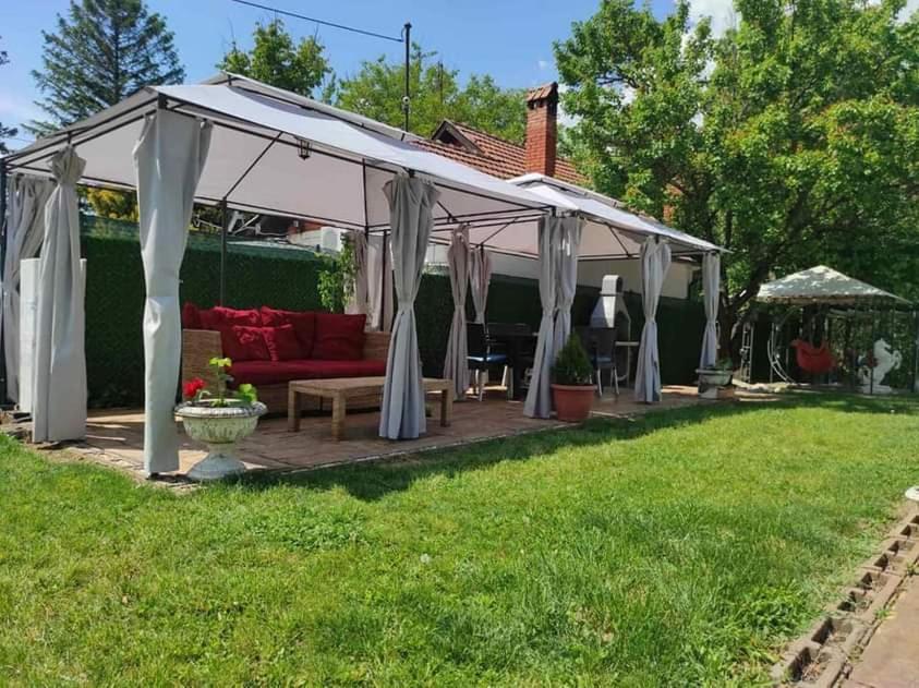 Vila Mila Riverside Apartments Smederevo Bagian luar foto