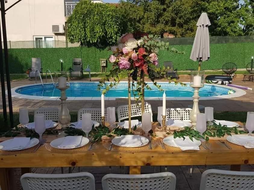 Vila Mila Riverside Apartments Smederevo Bagian luar foto