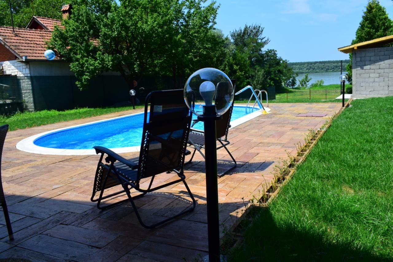 Vila Mila Riverside Apartments Smederevo Bagian luar foto